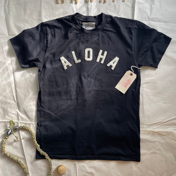 Mens Cotton T-Shirt in Black x Aloha applique